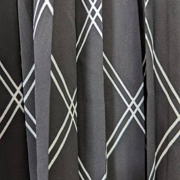 NEW Banana Republic Factory Pleated Midi Skirt Black and White - Picture 4 of 7